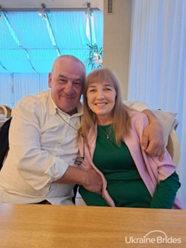Guido (Italy, Asti) and Irina (Ukraine, Mykolaiv)