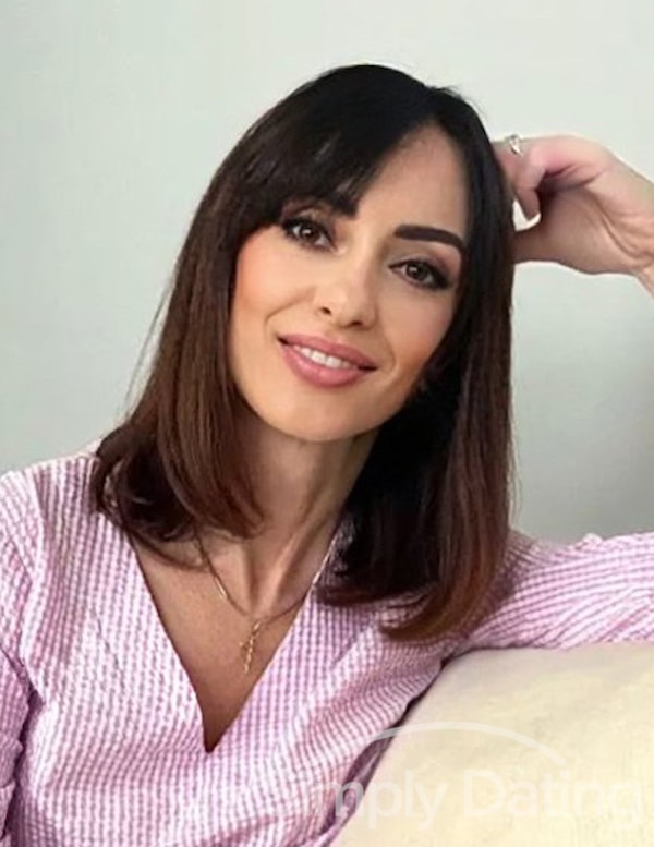 Profile photo for Victoria Bella