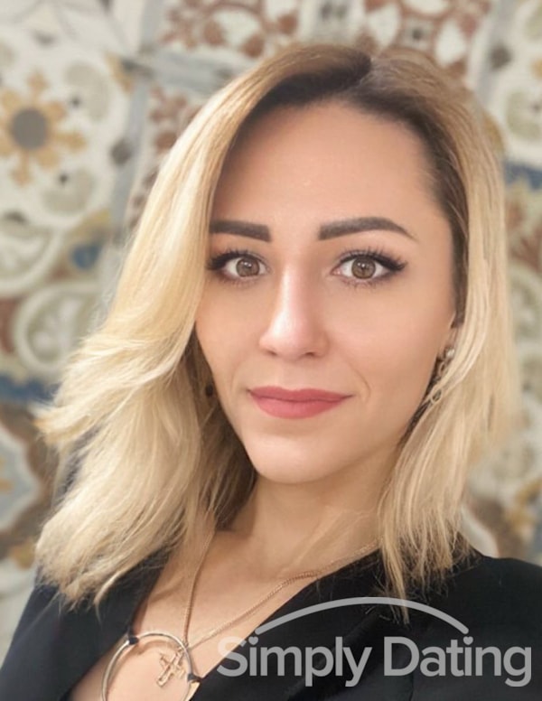 Profile photo for Oksana ELEGANCE