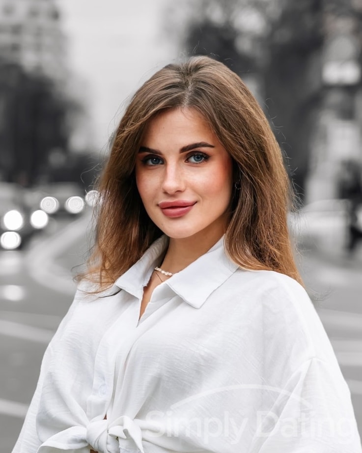 Profile photo for DarynaLunaDream